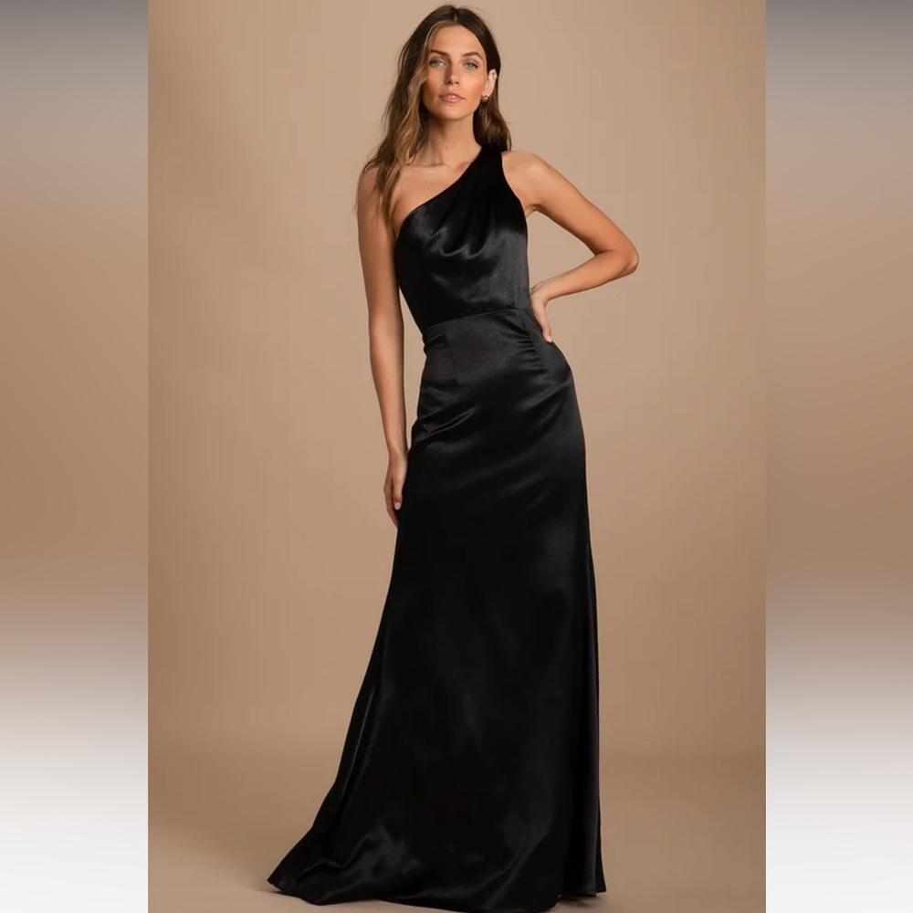 Black Satin One-Shoulder Maxi Dress size medium